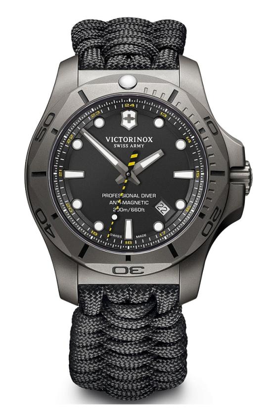 Karóra Victorinox Professional Diver Titanium 241812