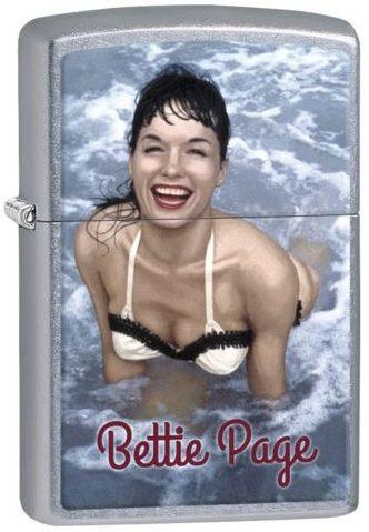 Öngyújtó Zippo Bettie Page 29440